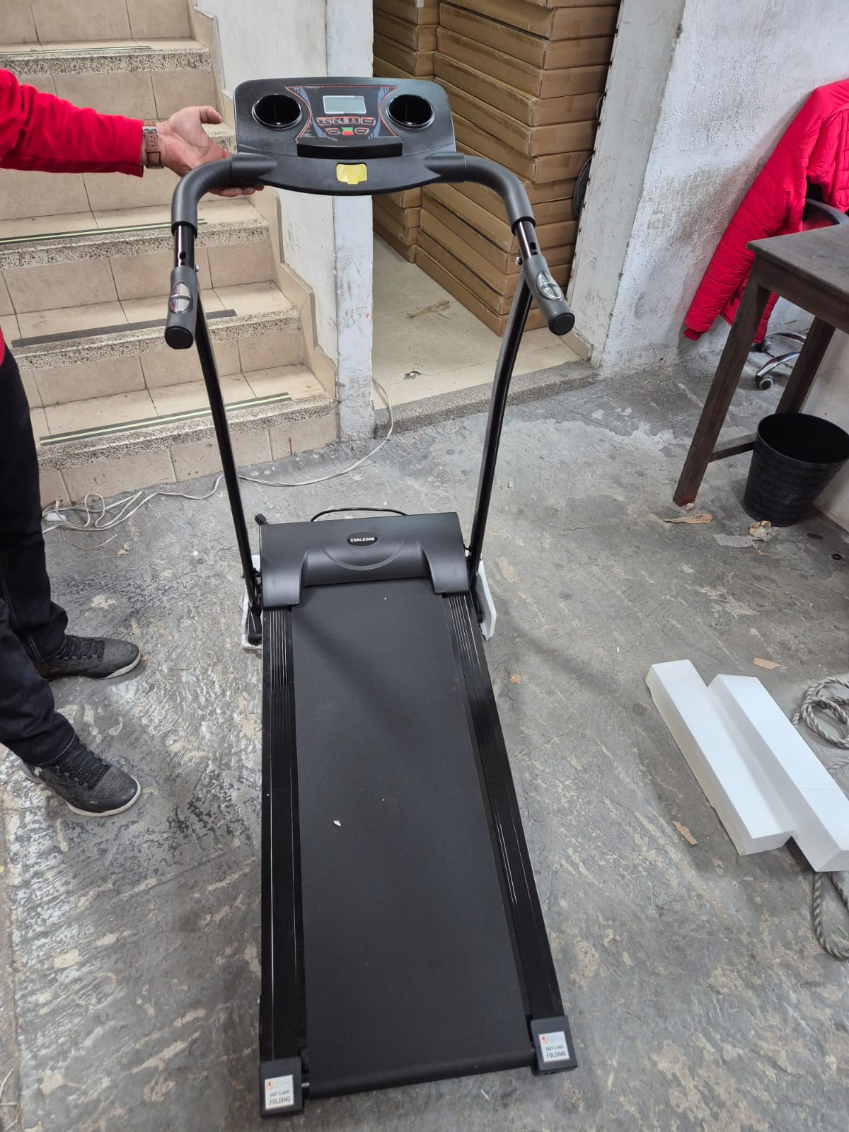 Banda Caminadora Eléctrica 2 HP – Plegable con Bluetooth y Monitor LCD Generico