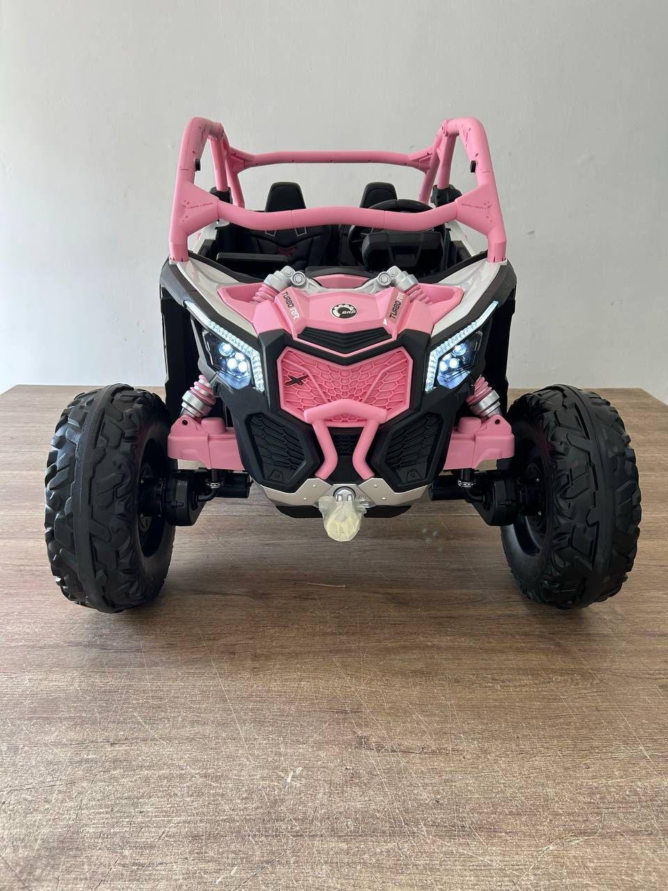 Carro Eléctrico Infantil Can-Am Maverick 4x4 24V Licenciado con 5 Motores y Pantalla Multimedia - Image 3