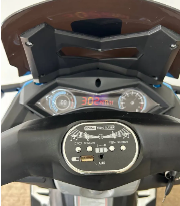 Moto Eléctrica Infantil Nmax 12V con Bluetooth, Luces LED y Asiento en Cuero - Image 4