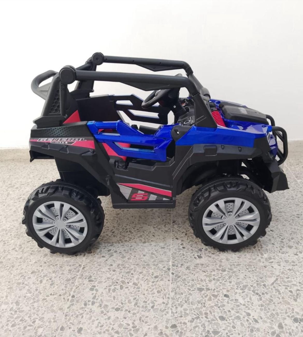 Carro Montable Eléctrico Infantil Razer 12V con 5 Motores, Control Remoto y Llantas de Goma - Image 4