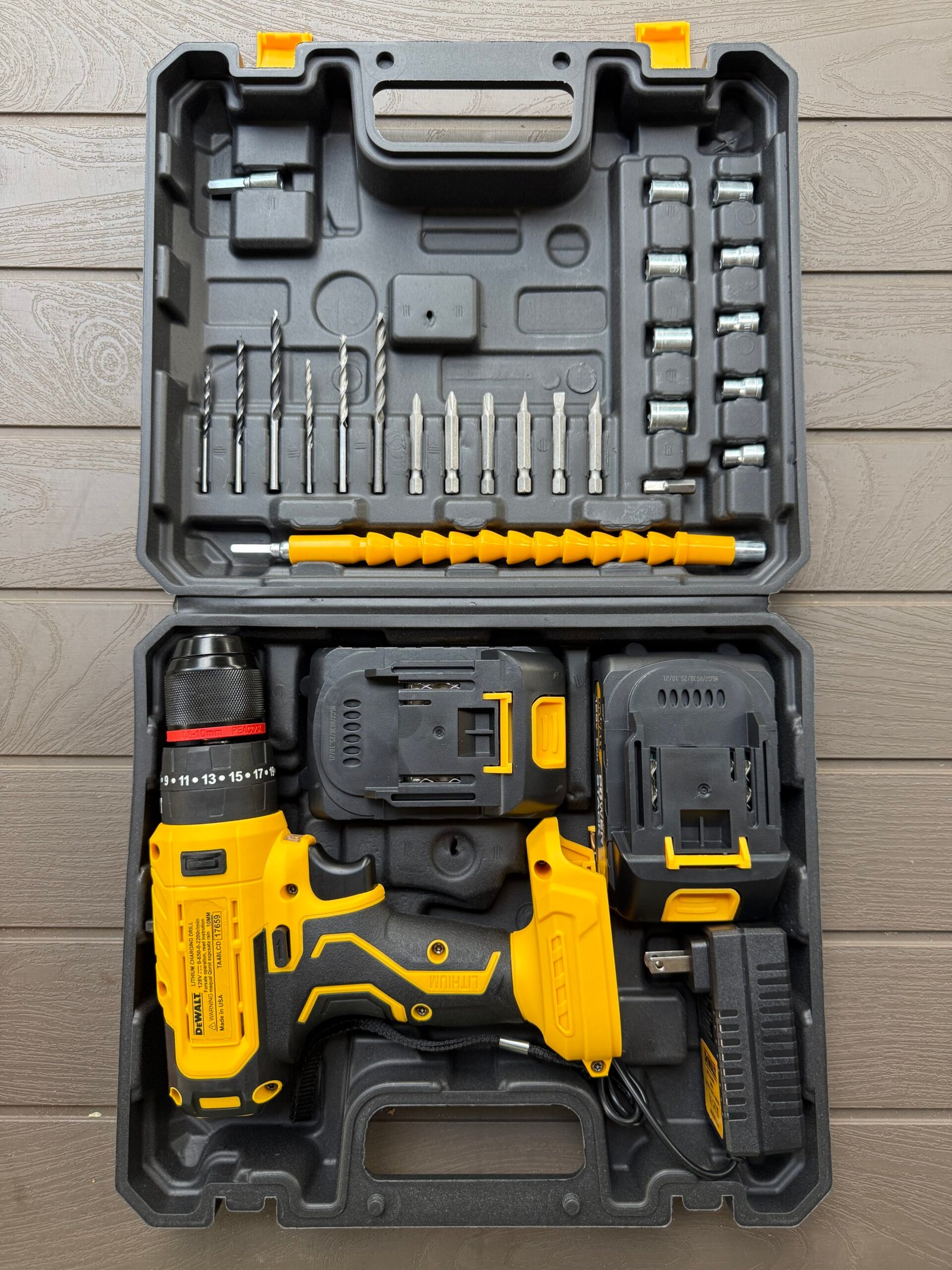 Taladro Percutor Inalámbrico DeWalt 48V – Pantalla LED - Image 2